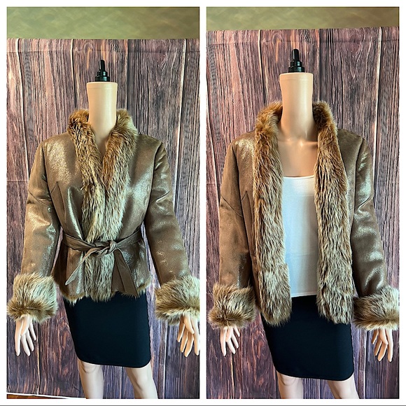 Saks Fifth Avenue Jackets & Blazers - Saks Fifth Avenue medium large tan beige gold 100% leather fur vintage coat